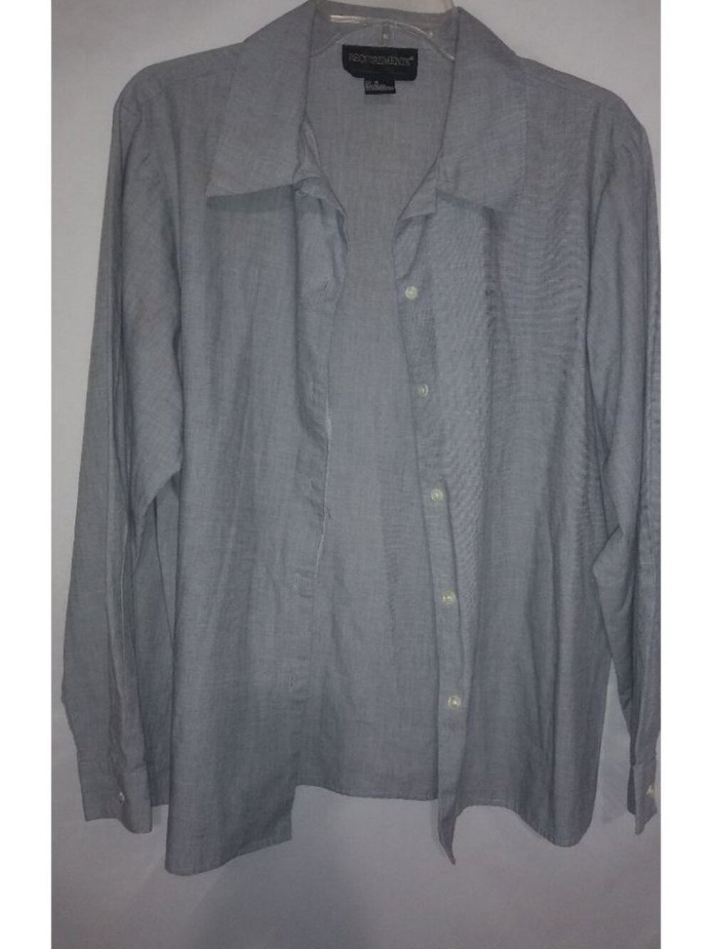Requirements 16 Black White Top Plus